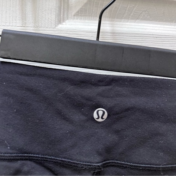 Lululemon black wunder under leggings 4 full length - Picture 4 of 5